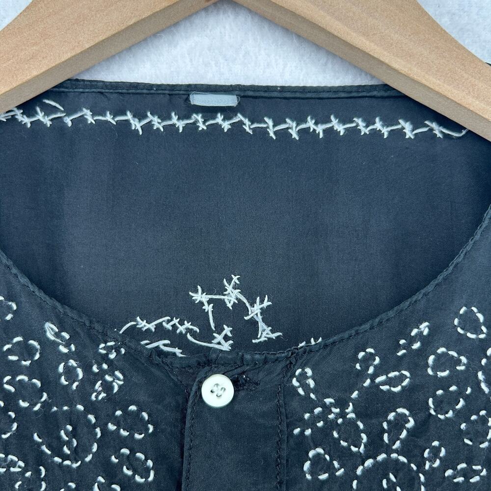 Womens Top M Chikankari Kurti Silk Blouse Popover Embroidered Black - Picture 5 of 12